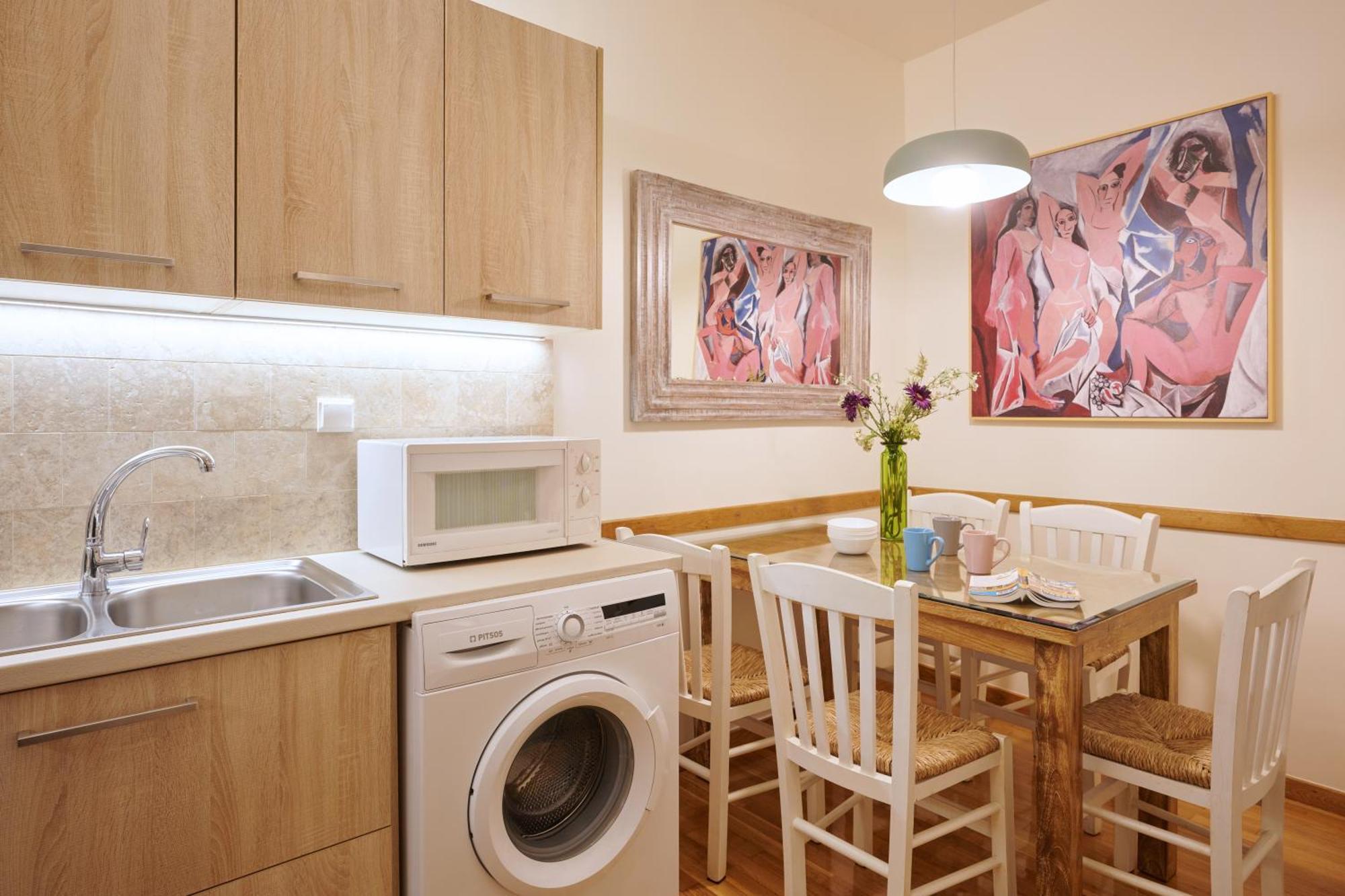 Rastoni Athens Suites Near Acropolis Eksteriør bilde